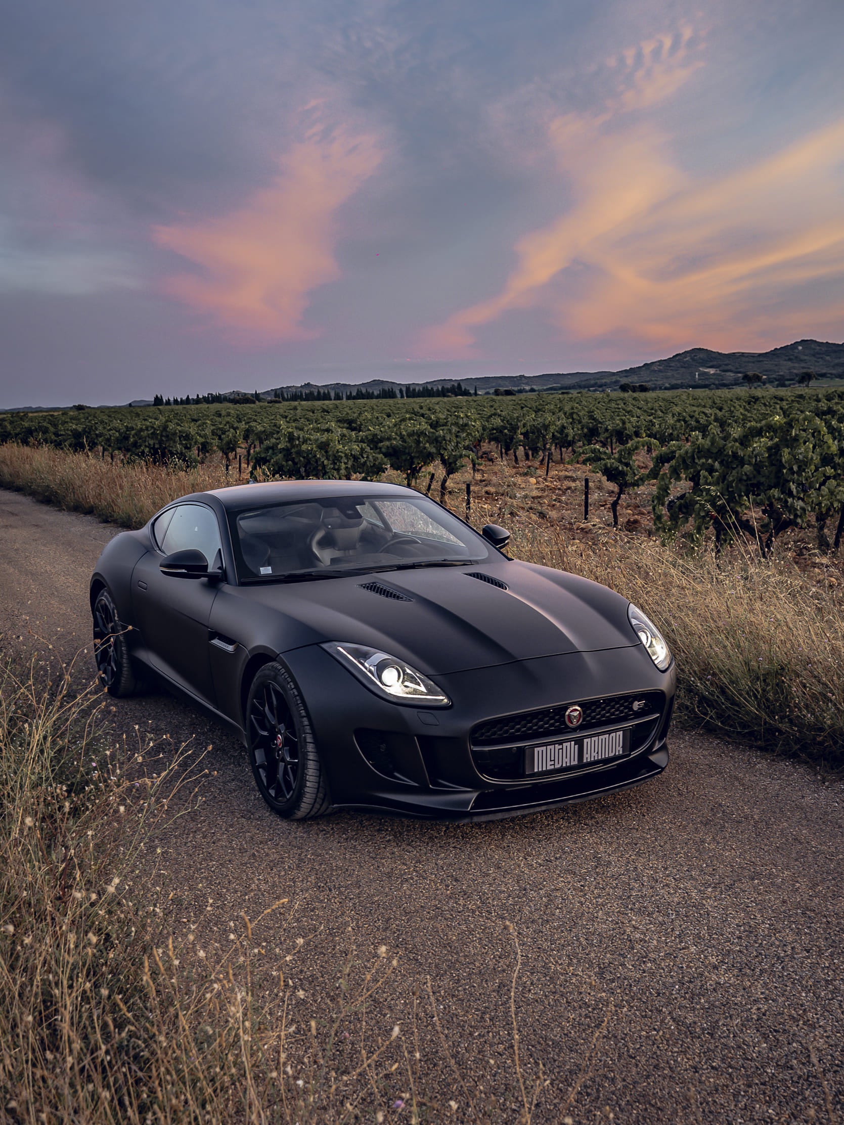 T-SHIRT BLACK & WHITE